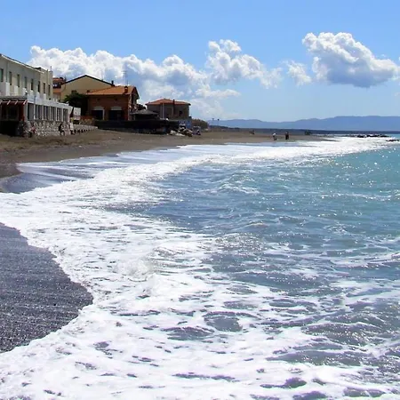 L'isola Felice Lejlighed *